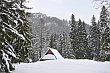 Tatrzańska chata w śniegu. Styczeń 2013 rok.