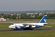 Antonov 124 -100. Rusłan na lotnisku w Toulouse. Czerwiec 2005 rok. Francja.